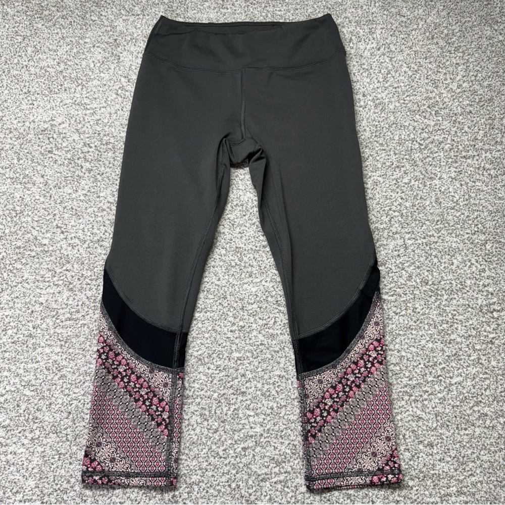 Women’s‎ GAIAM Om Mesh Gray Pink Capri Yoga Activewear Leggings Size Small (S)